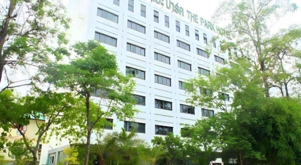 The Park Hotel Pattaya Buitenkant foto