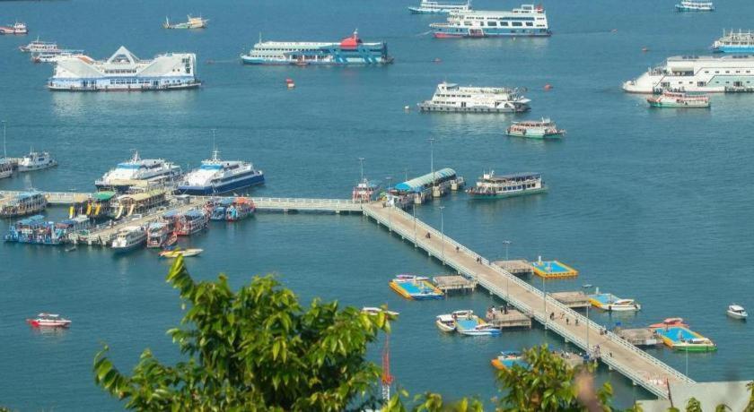 The Park Hotel Pattaya Buitenkant foto