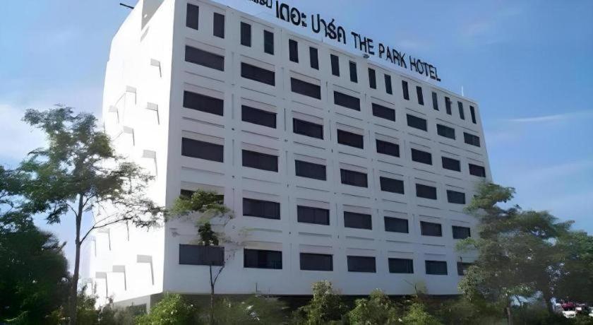 The Park Hotel Pattaya Buitenkant foto